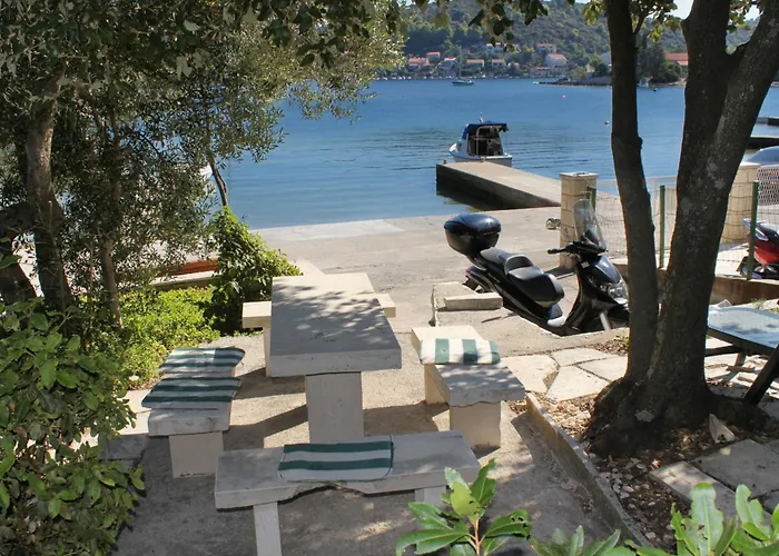 By The Sea Zrnovska Banja - - 9131 Korčula