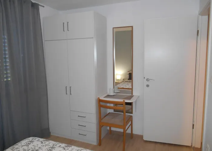 By The Sea Zrnovska Banja - - 9131 Apartamento *