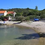 Lägenhet By The Sea Zrnovska Banja - - 9131