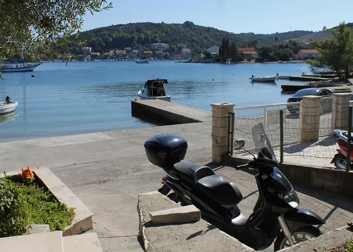 Apartament By The Sea Zrnovska Banja - - 9131 *